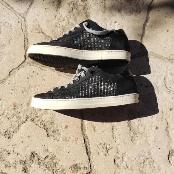 P448 Size 36. Black and Silver - Picture 2 of 9